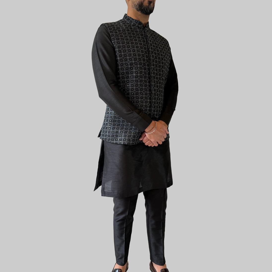 Black Embellished Kurta & Waistcoat Set