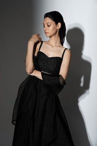Amore - Sample size 8